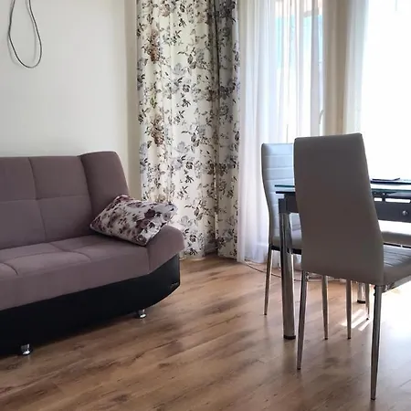 Melia 8 Grand Apartmán *