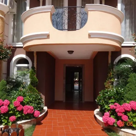 Melia 8 Grand Apartmán Ravda